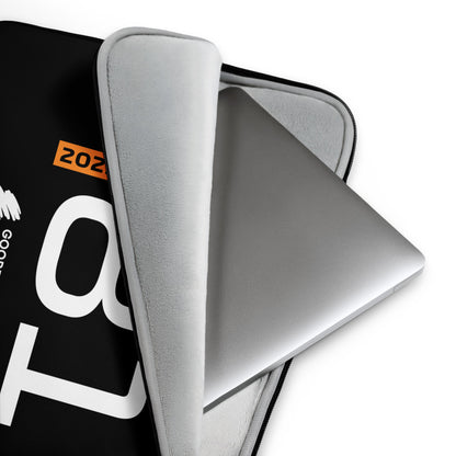 #81 F1 Driver Oscar Piastri 15" Laptop Sleeve